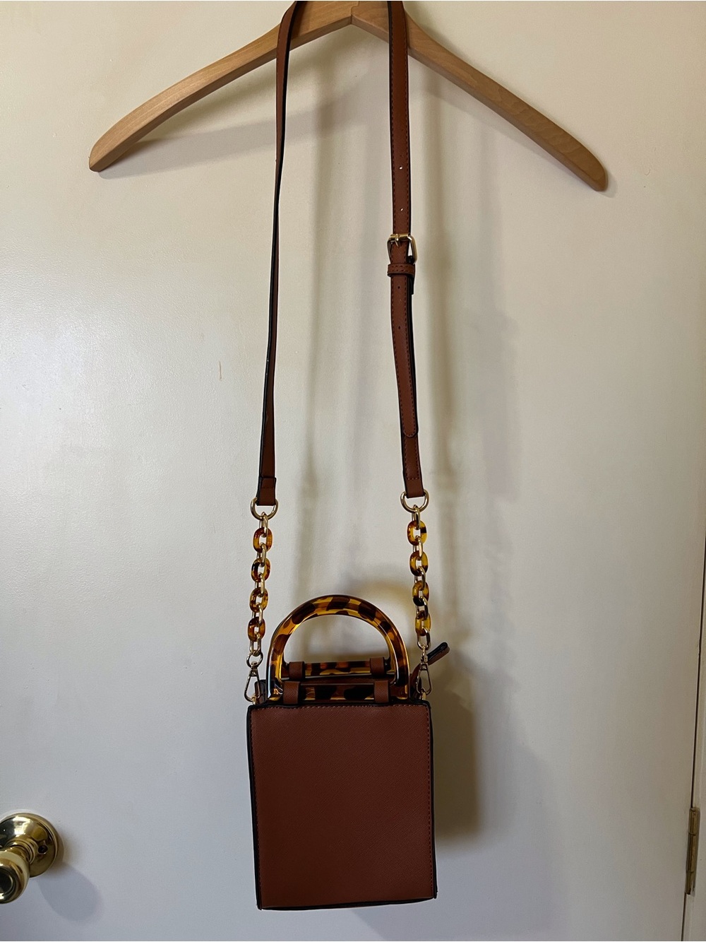 Mini Nutmeg Box Bag Tortoise Shell Handle Chain Strap Crossbody Top Handle Purse
